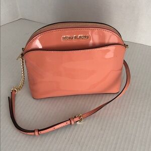 MICHAEL KORS Patent Leather Coral Crossbody, Excellent
